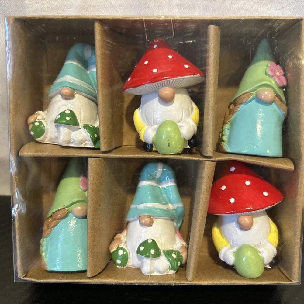 Set of 6 Mini Mushroom Gnome Figures Set 2